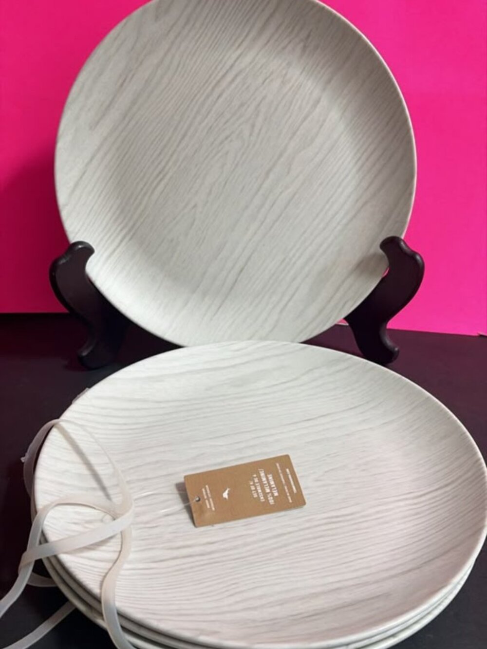 NEW Tommy Bahama White Wood-Grain 11" Melamine Dinner Plate 4pcs Set